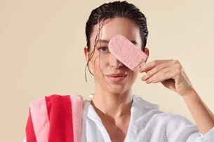 Trussardi e Bacio di Latte lançam collab de verão com coleção de toalhas