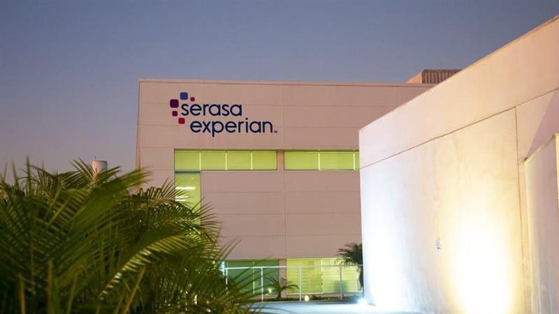 Experian aposta em 'efeito dominó' para descarbonizar cadeia; entenda