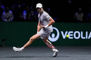 Imagem referente à matéria: Em “jogo de mentirinha”, Carlos Alcaraz vence João Fonseca