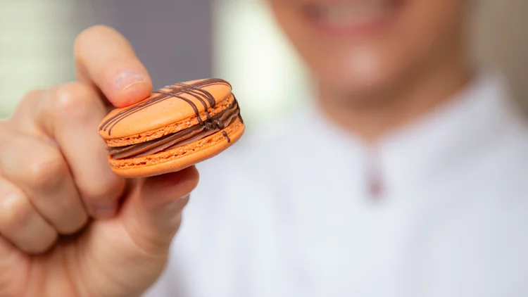Le Petit Macarons: receita a base de clara de ovo, farinha de amêndoa e açúcar impalpável (Divulgação/Divulgação)