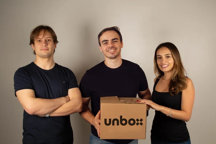 Lucas Leite, Bruno Pereira e Gabriela Lea, da Unbox: “Já vimos marca quebrar porque cresceu rápido demais. A gente quer ser o parceiro que evita esse colapso” (Unbox/Divulgação)
