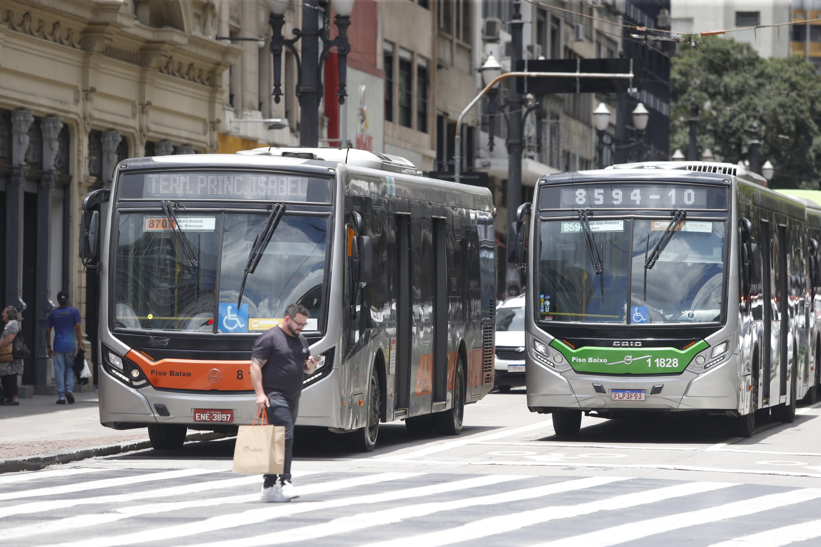 Tarifas de ônibus, metrô e trem aumentam em SP a partir desta terça-feira