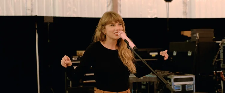 Taylor Swift: parceria com Disney rendeu documentário  (Disney+/Reprodução)