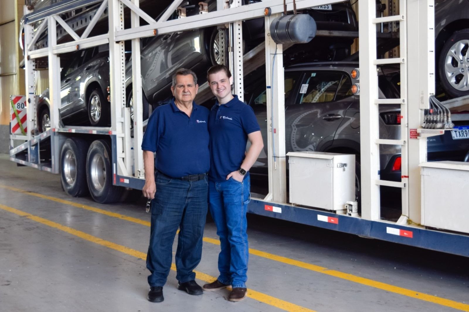 Imagem referente à notícia: Gaúcho cria transportadora de quase R$ 1 bi: 'Todos os motoristas têm meu celular'