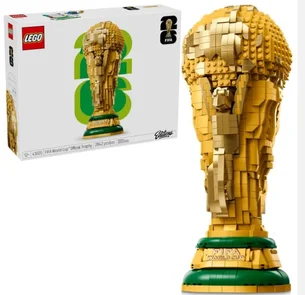 Troféu da Copa do Mundo ganha versão em Lego; veja fotos