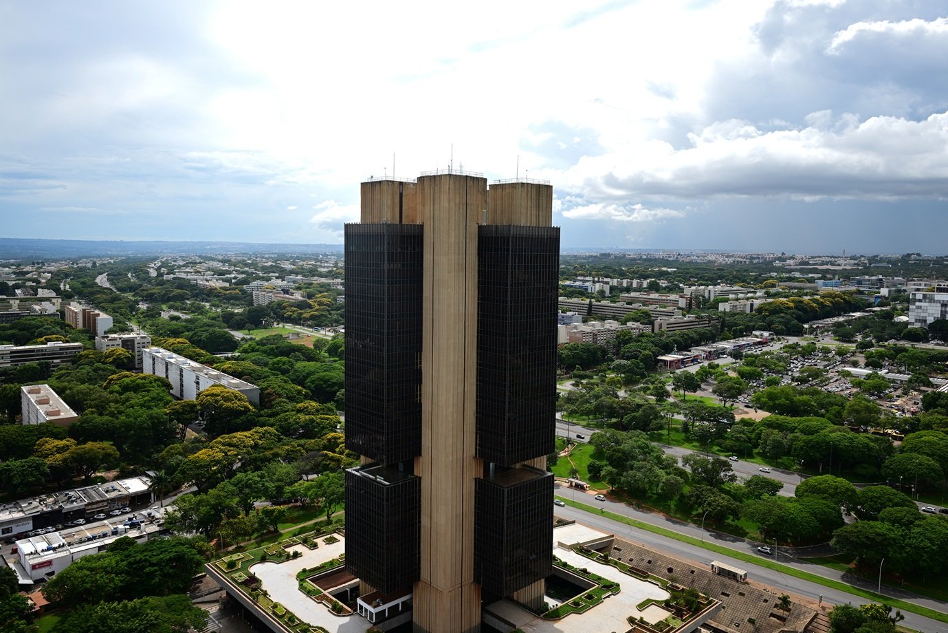 Boletim Focus: mercado mantém queda na projeção do IPCA para 2026