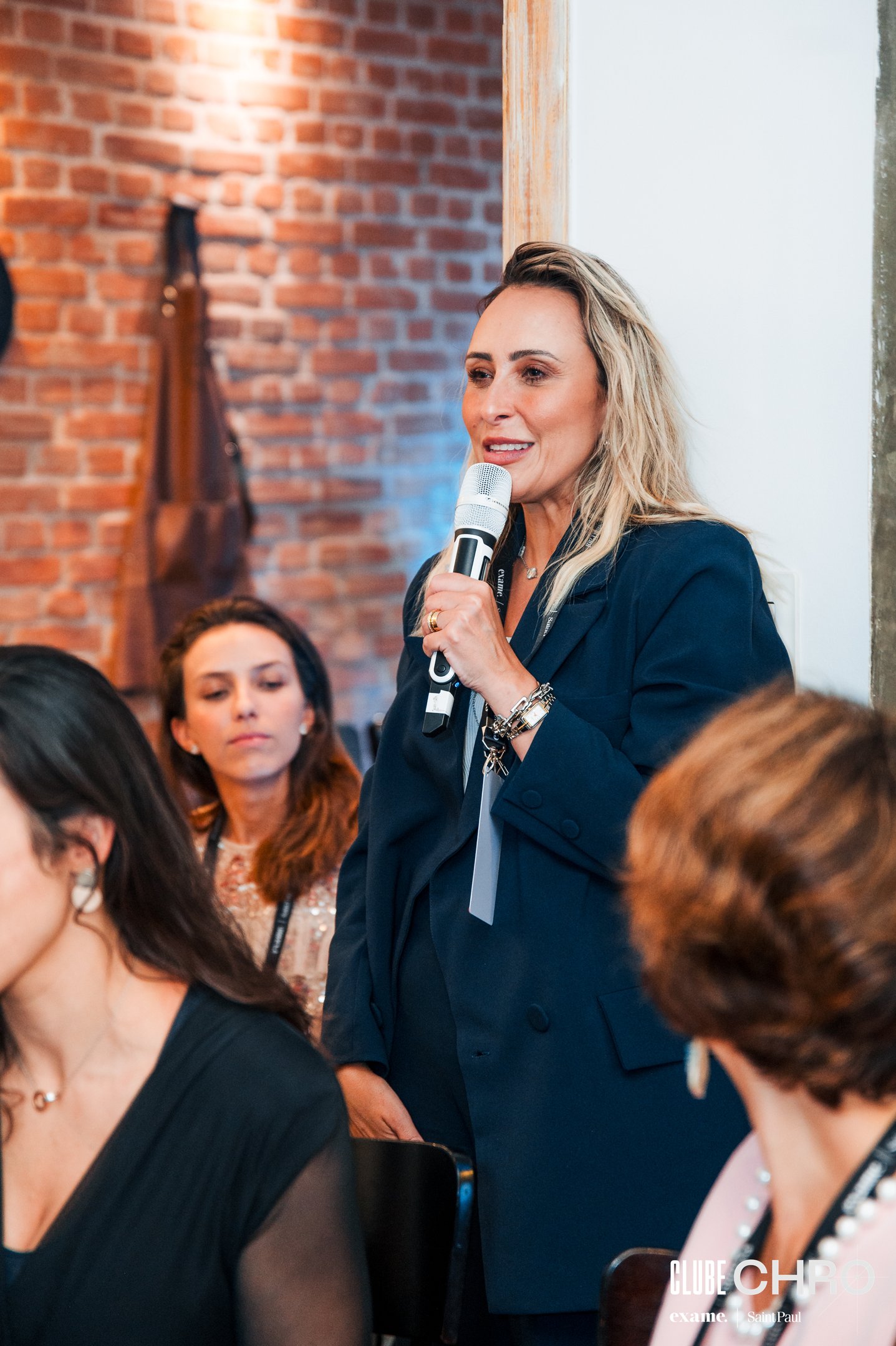 Carolina Ferreira (Diretora de Pessoas, Marketing & ESG Alelo) 