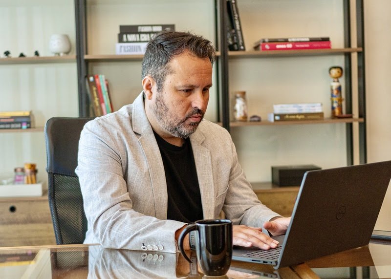 Empreender sem capital externo é difícil, mas constrói as melhores carreiras