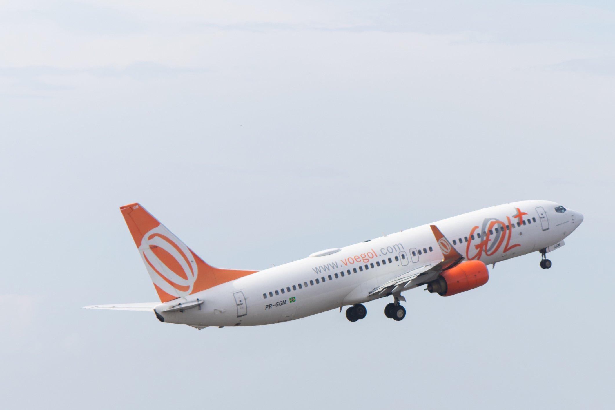 Gol está saindo da B3: o que vai acontecer com as ações da companhia aérea?