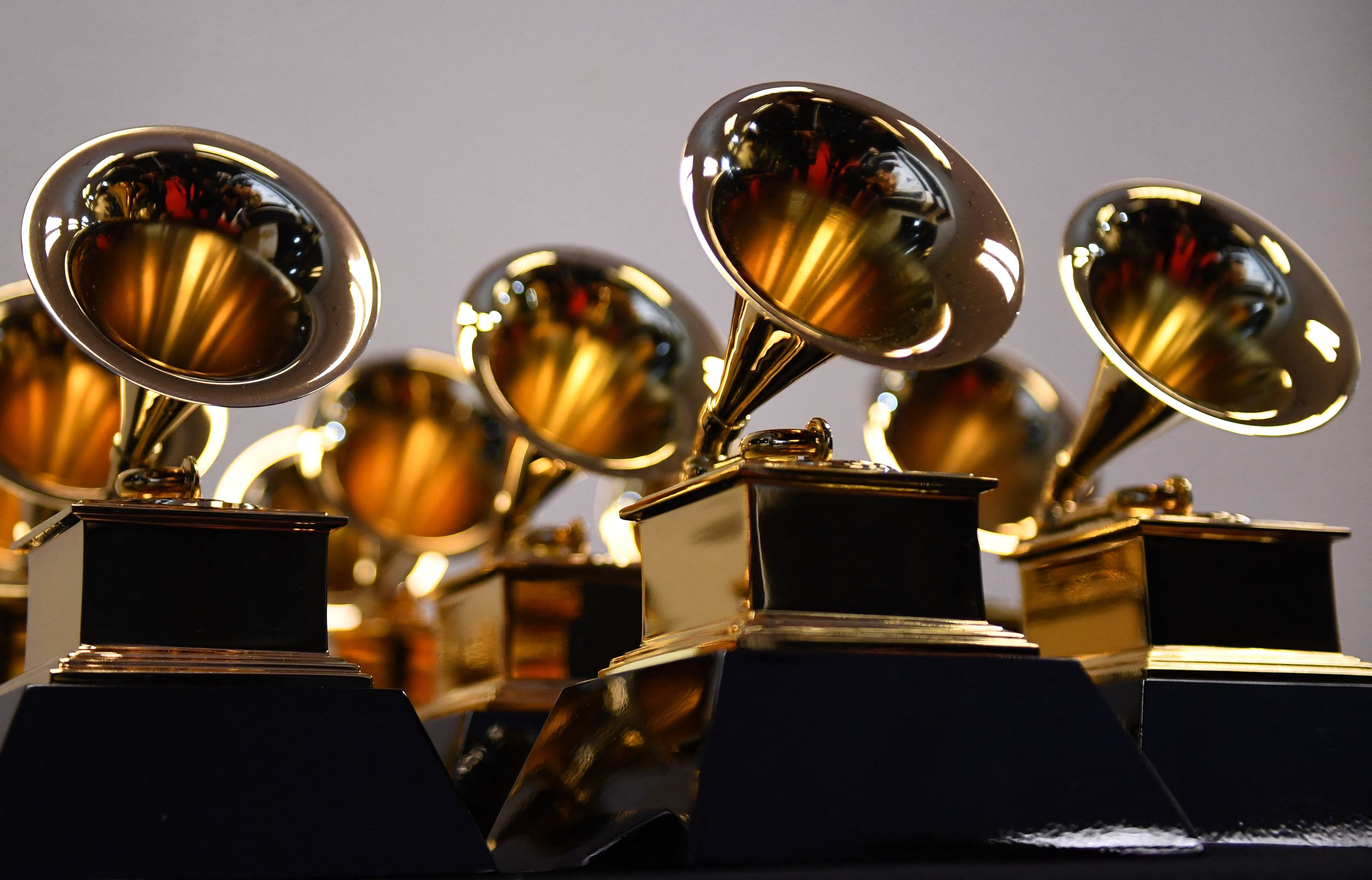Quem são os artistas indicados ao Grammy 2026? Veja a lista