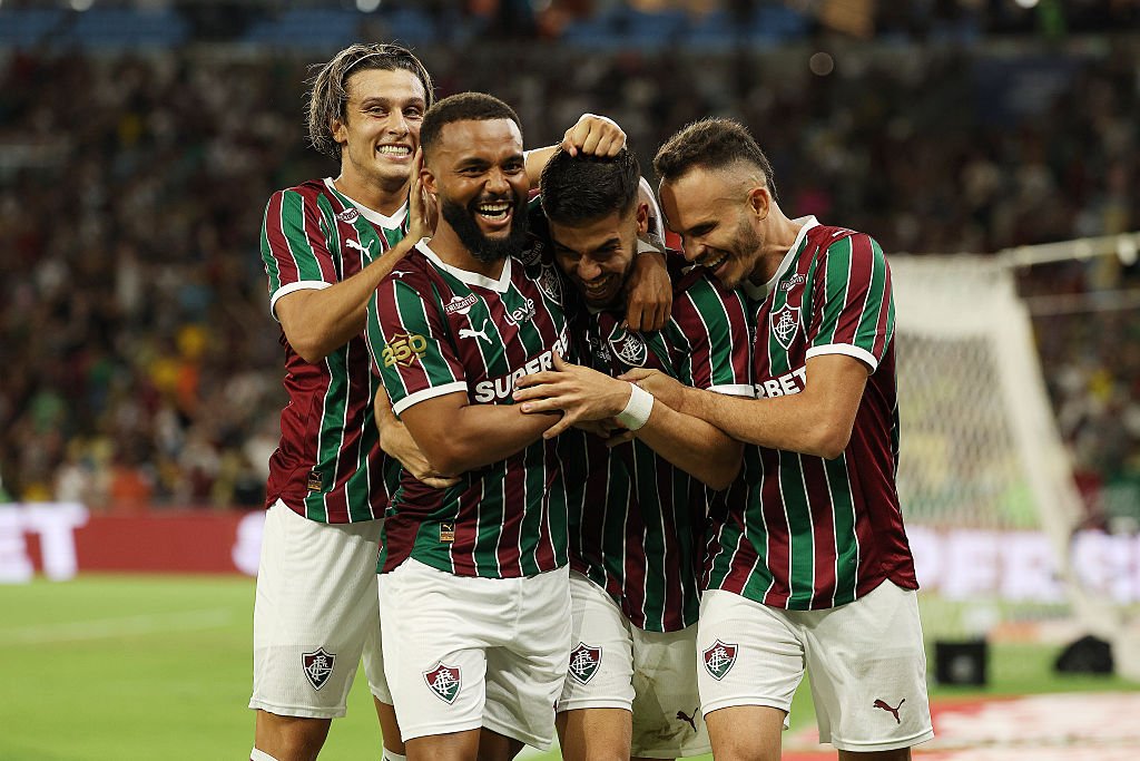 Brasileirão: Fluminense vence Grêmio com Ancelotti na arquibancada