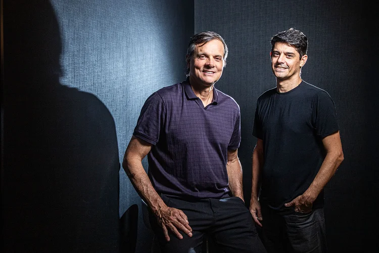 Pedro Chiamulera (esquerda) e Ernesto Villela (direita), da Mimoo:  a primeira versão da Mimoo foi uma loja no shopping Tucuruvi, na zona norte de São Paulo (Leandro Fonseca /Exame)