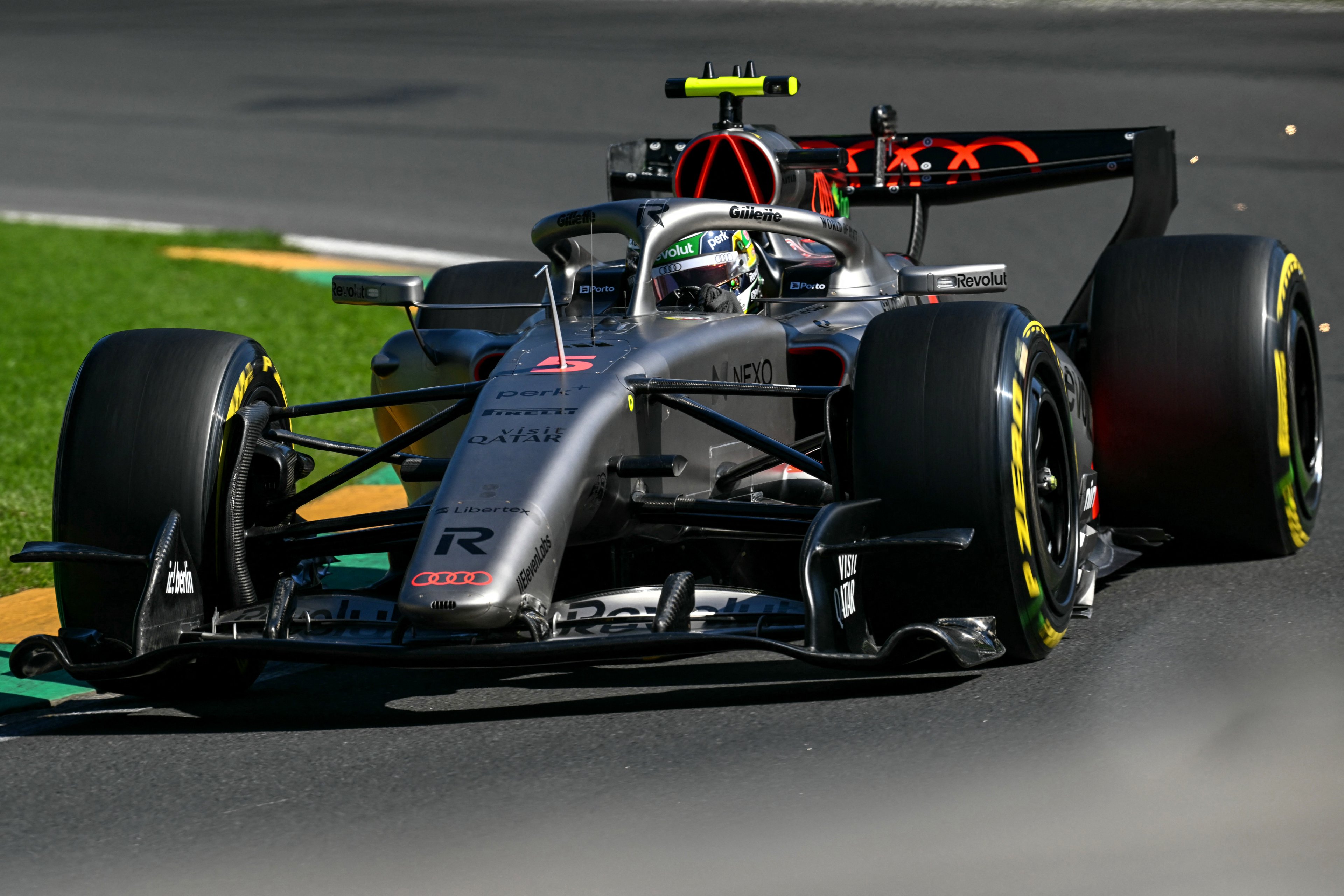 Fórmula 1 cancela GP do Bahrein e da Arábia Saudita por tensão no Oriente Médio