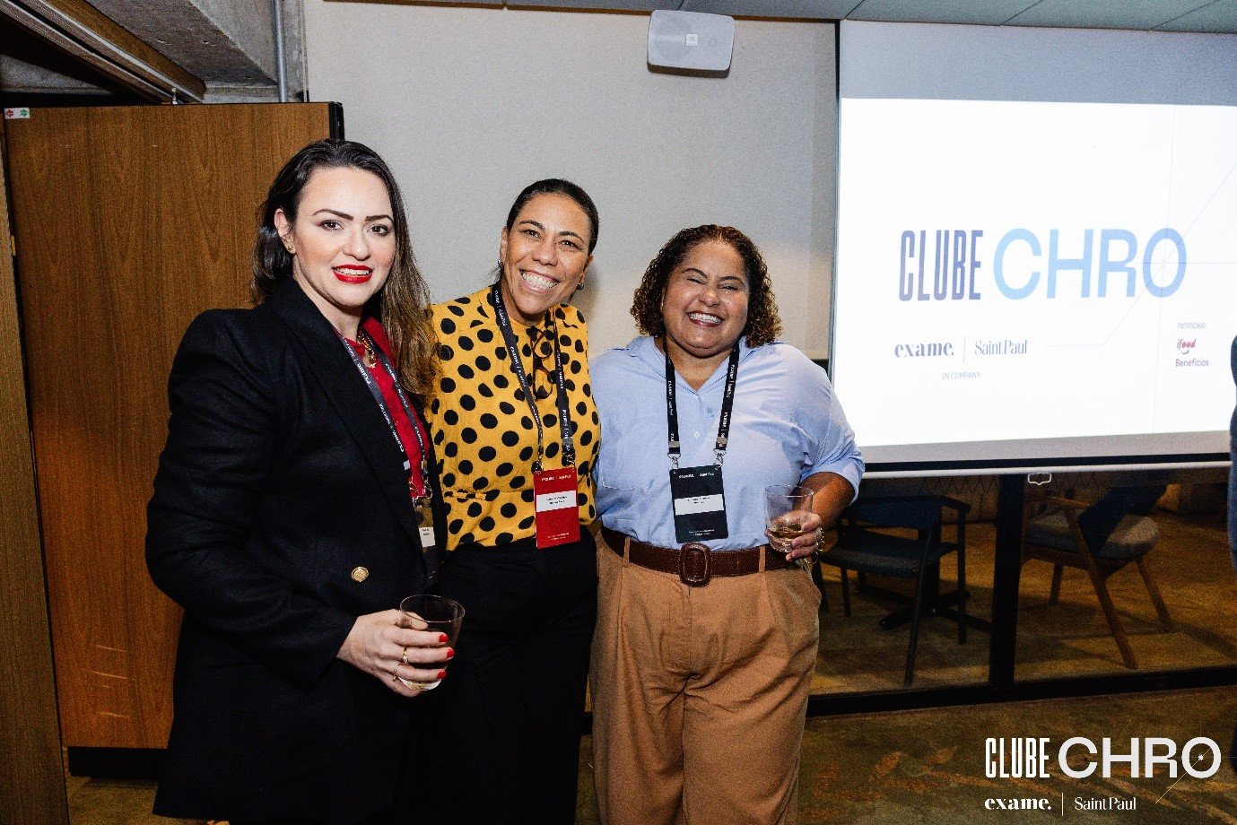 Michelle Abreu (Country HR Manager, Baker Hughes), Roberta Oliveira (CHRO Ocean Pact) e Luciana Oliveira (Global HR Operations Leader)