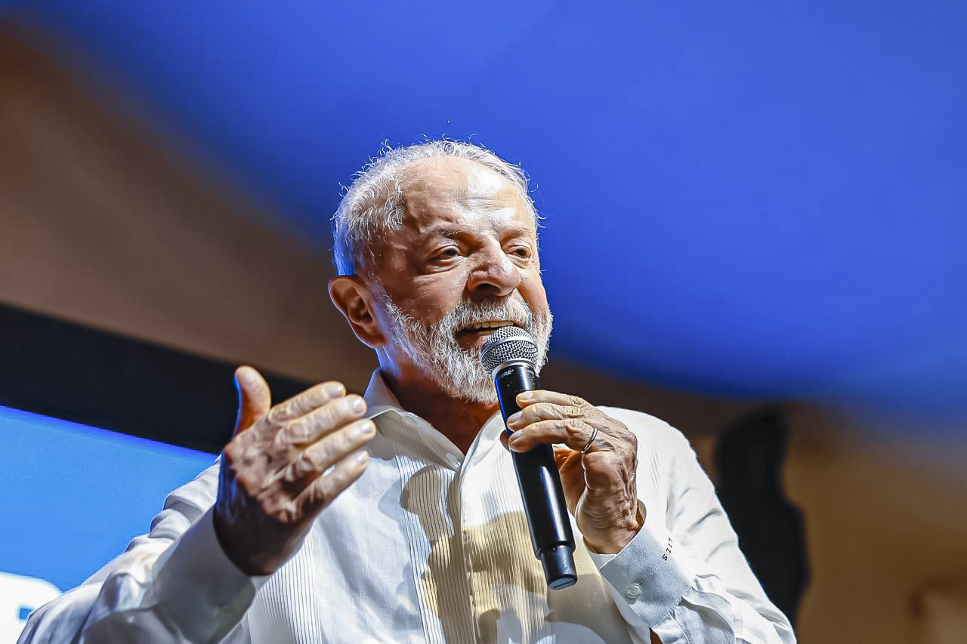 Lula anuncia entrega de 107 obras para educação com investimento de R$ 413 milhões do PAC e do MEC