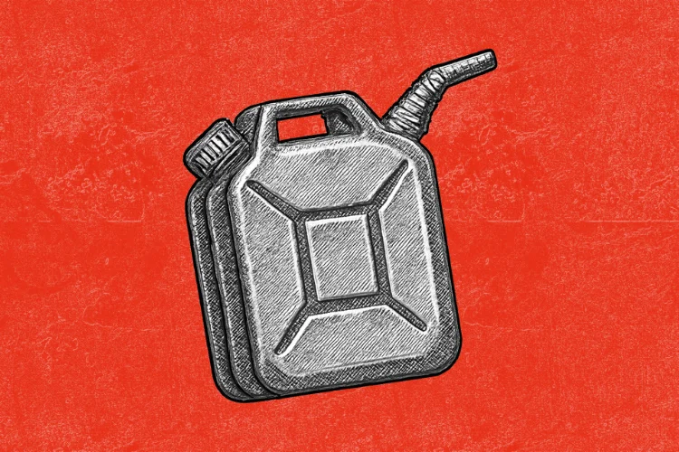 Gasolina pode subir no Brasil? Enquanto nos EUA há várias empresas operando refinarias e distribuidoras e os reajustes são baseados nas cotações futuras, no Brasil o mercado é concentrado na Petrobras  (Montagem EXAME/Canva)