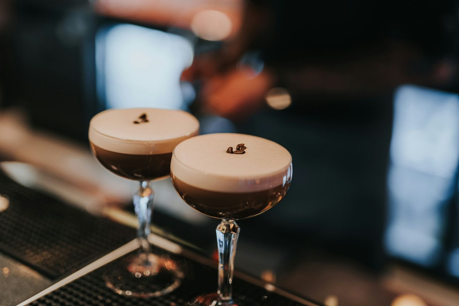 Espresso Martini: 7 bons lugares para tomar o coquetel em São Paulo