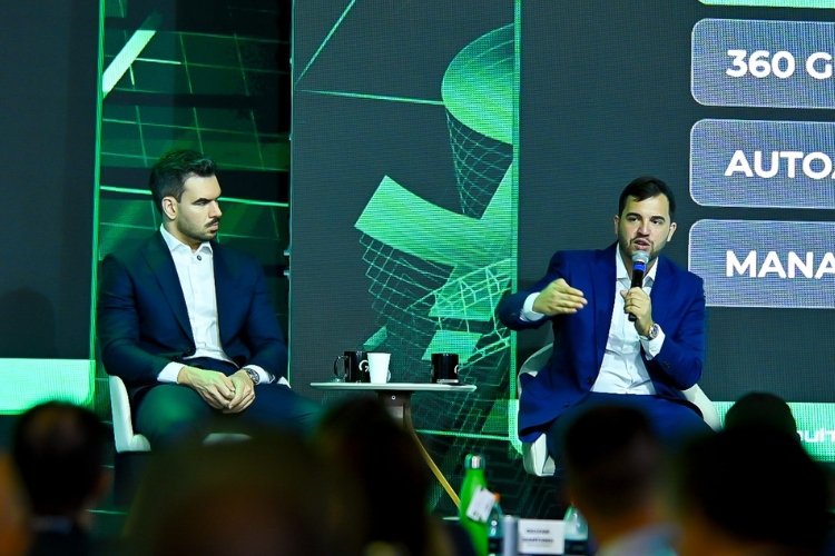 Com valuation de R$ 1,4 bilhão, XR Advisor compra Domínio e abre sede em SP