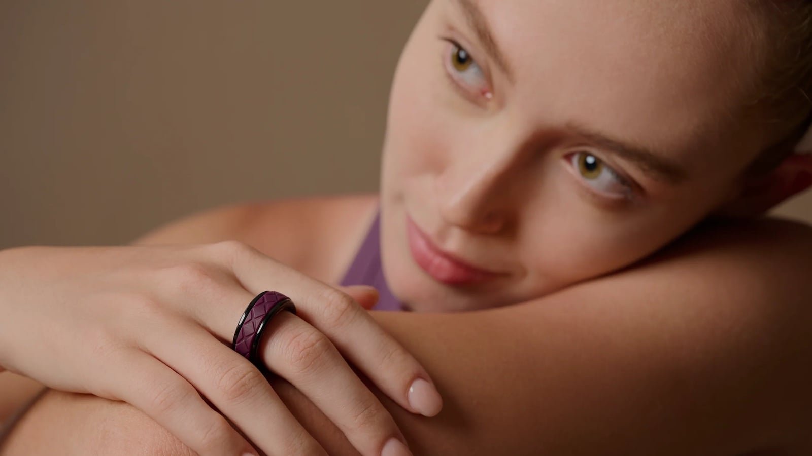 Esse anel usa IA para orientar sua rotina de saúde