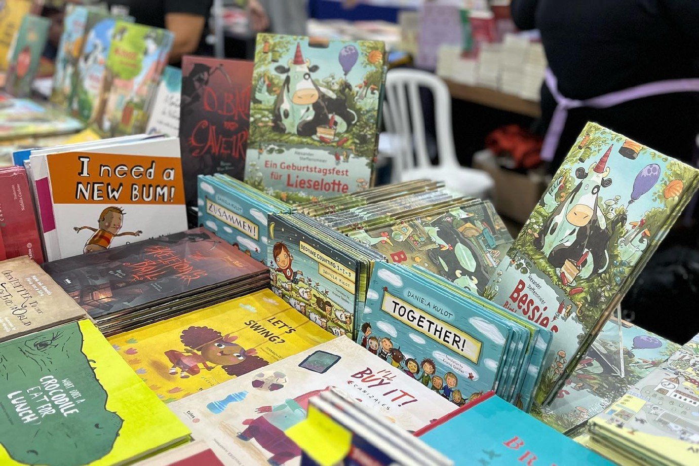 Feira do Livro da Unesp começa nesta quarta-feira; saiba como chegar, editoras
