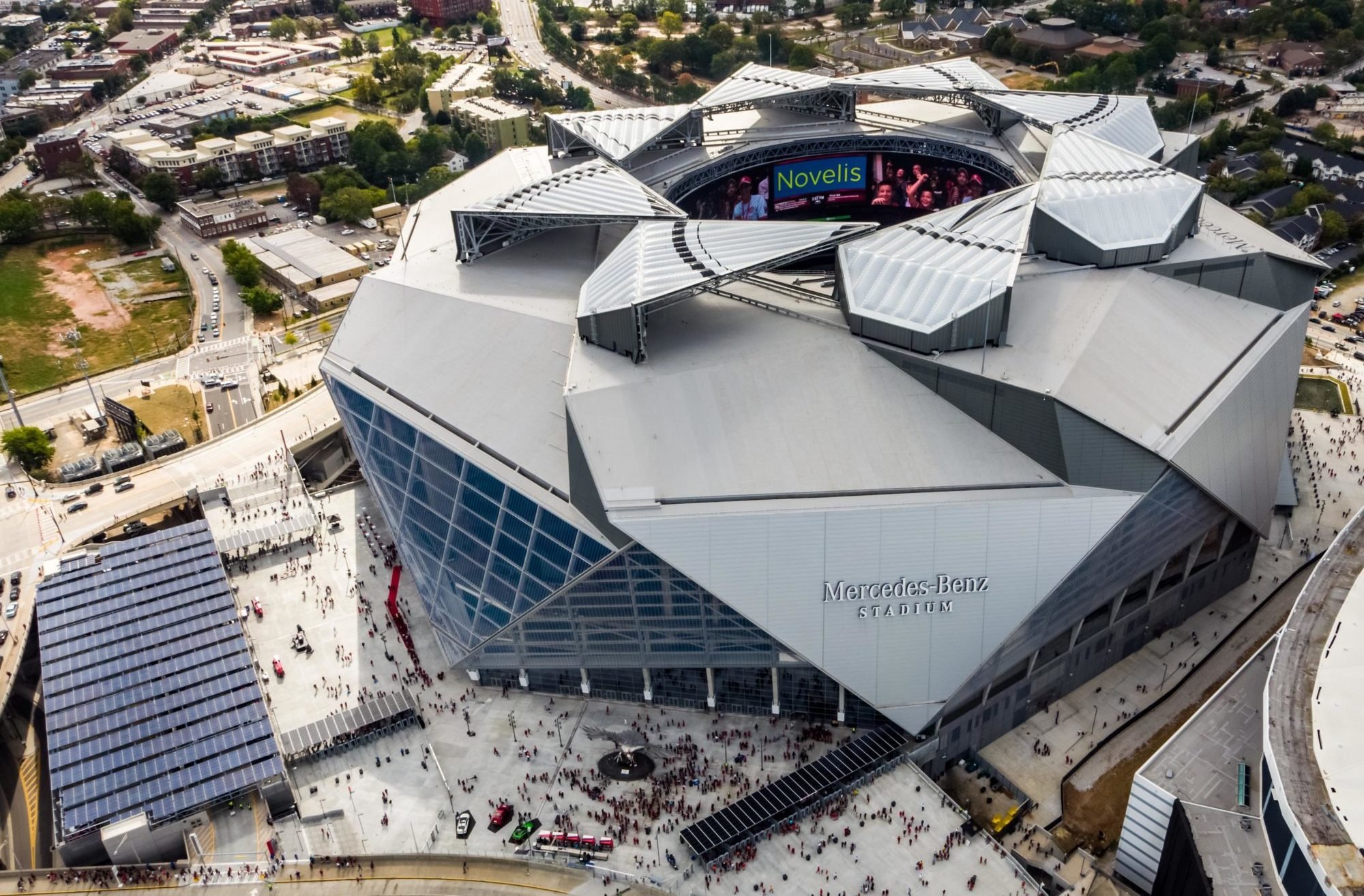 Estádios da Copa: Mercedes-Benz Stadium chama atenção por teto retrátil