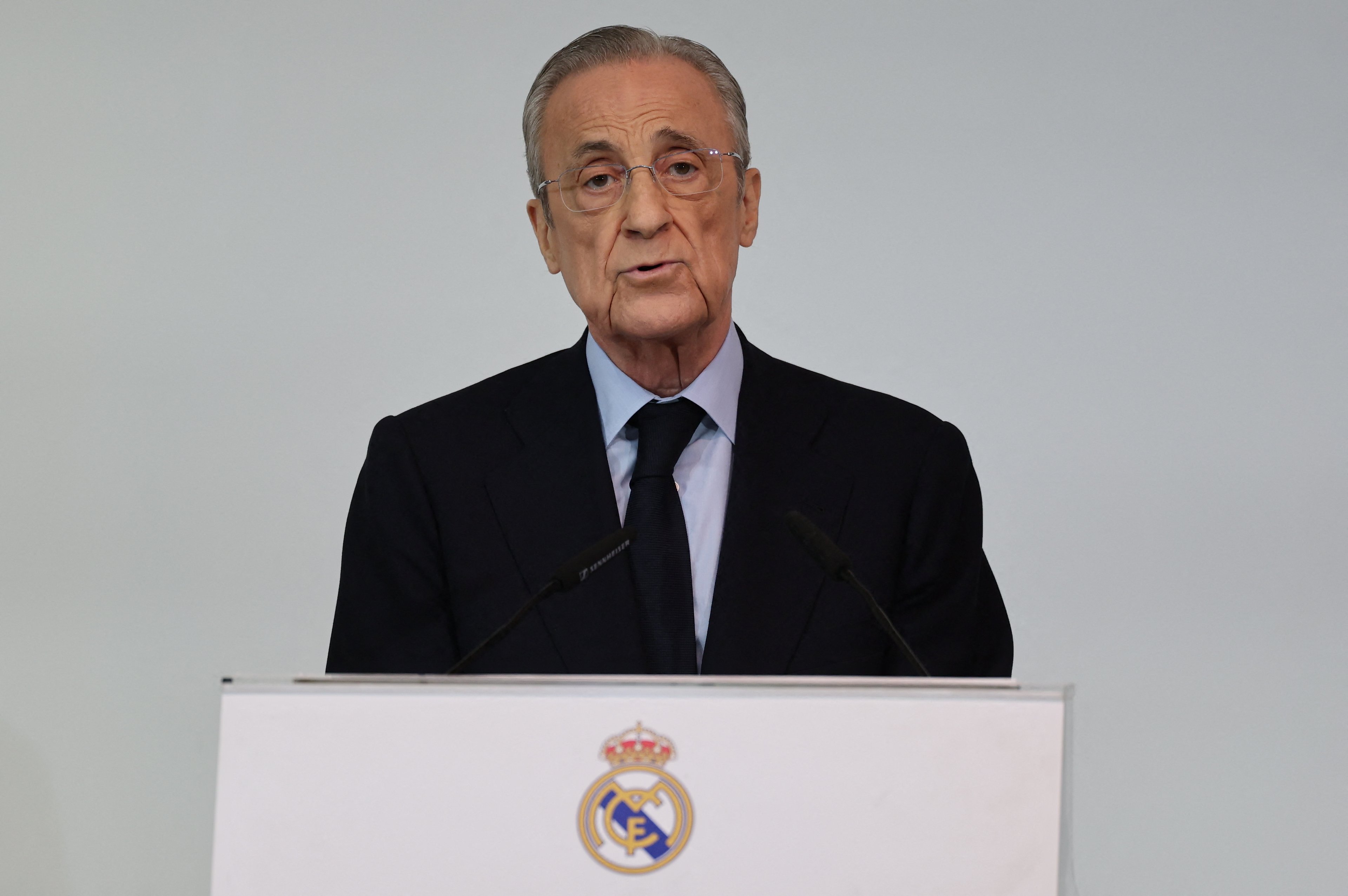 Crise no Real Madrid reúne brigas internas, pressão sobre Mbappé e rumores de Mourinho