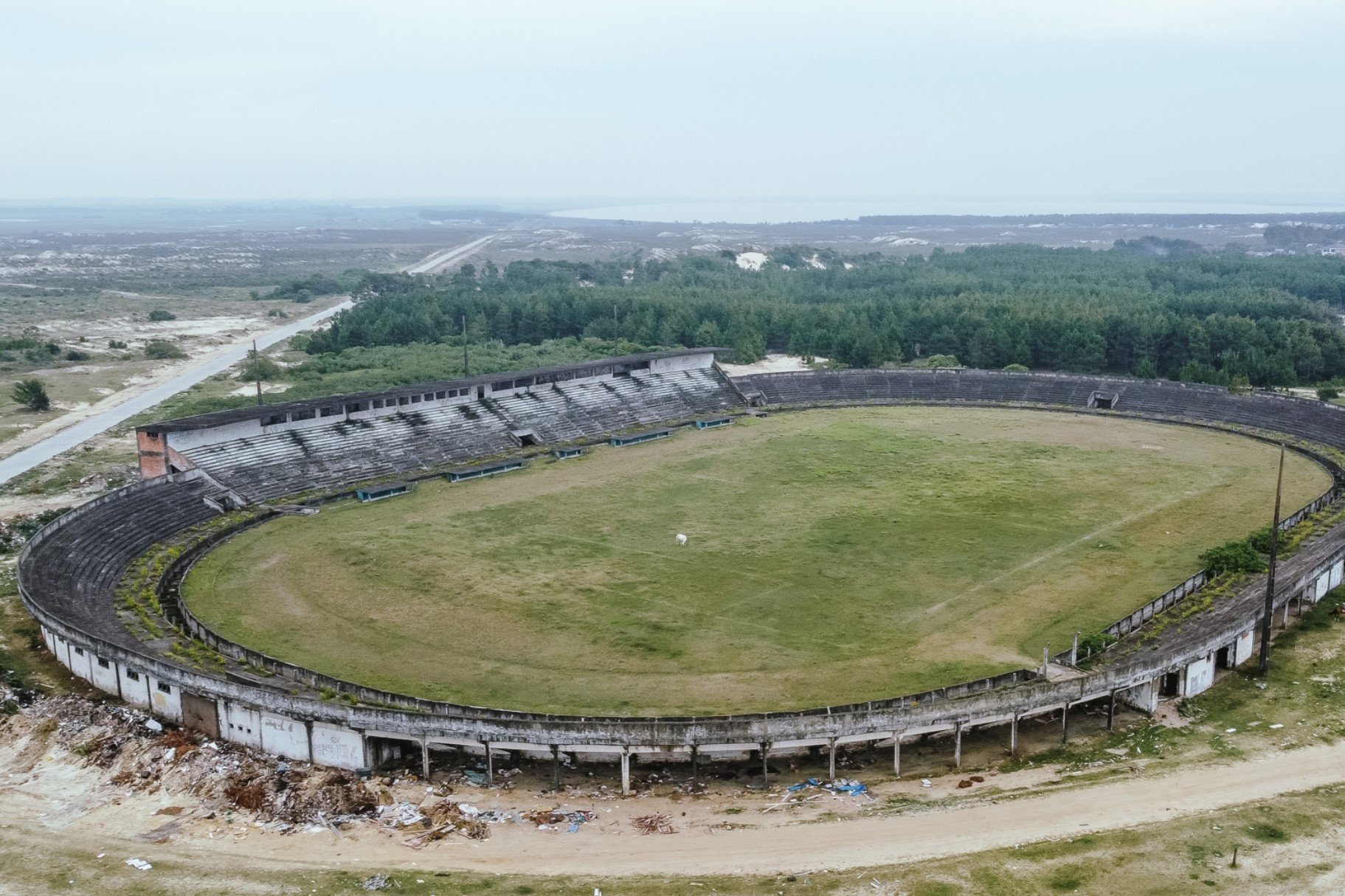 Esse estádio abandonado vai virar um autódromo de R$ 50 milhões no litoral gaúcho