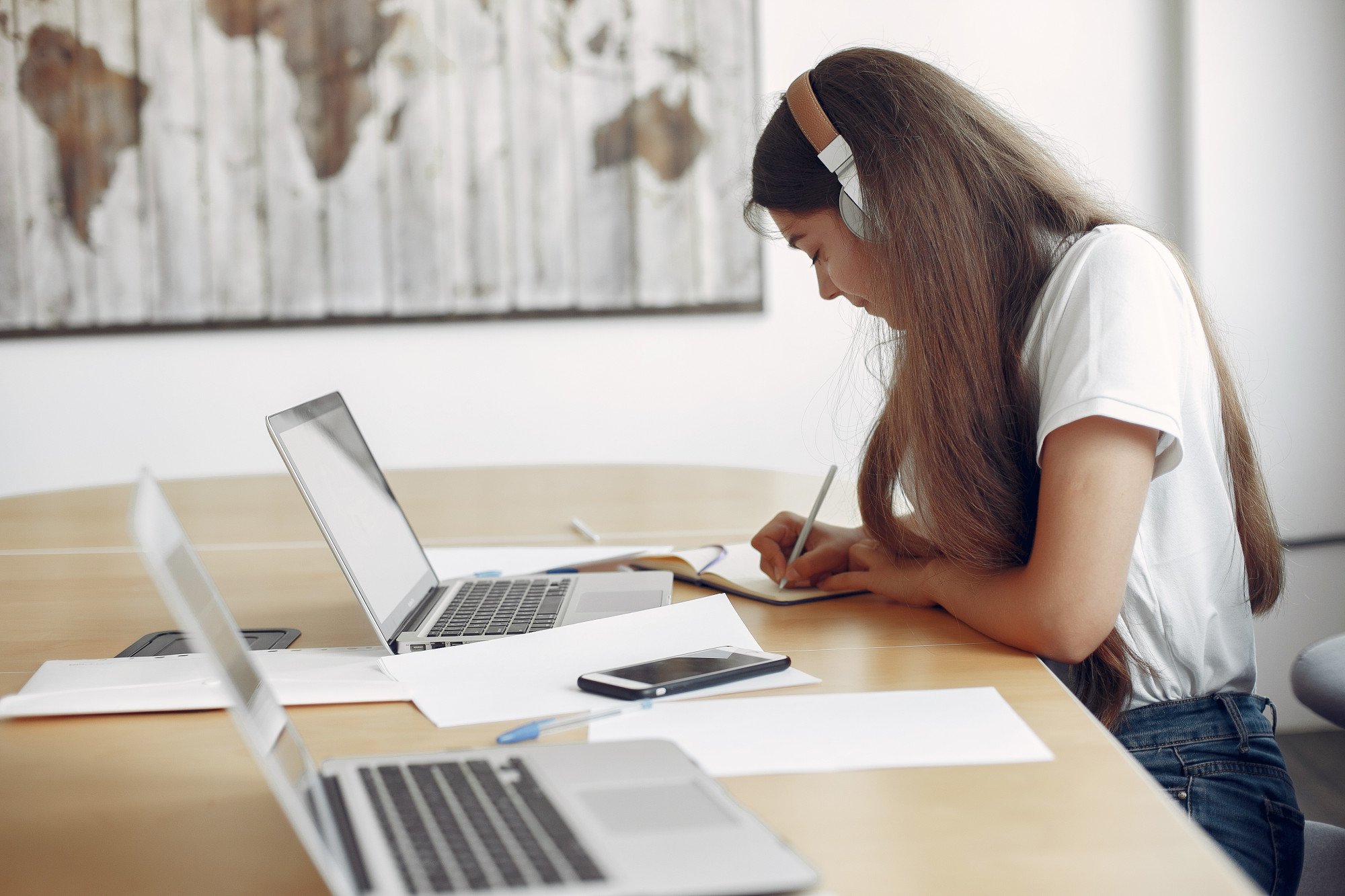 7 maneiras de aprender espanhol com a ajuda da inteligência artificial