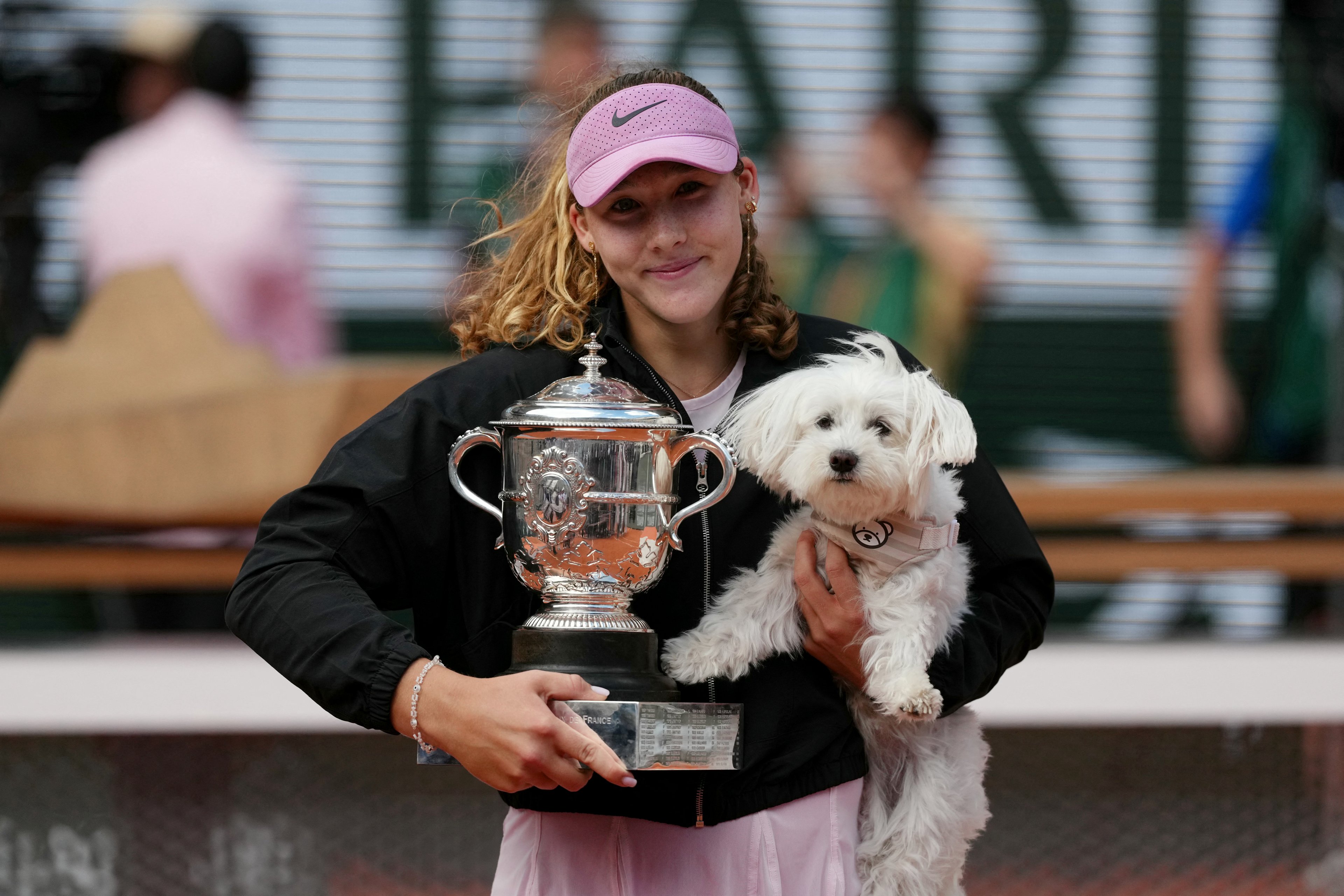 Andreeva vence Chwalinska e é campeã de Roland Garros aos 19 anos
