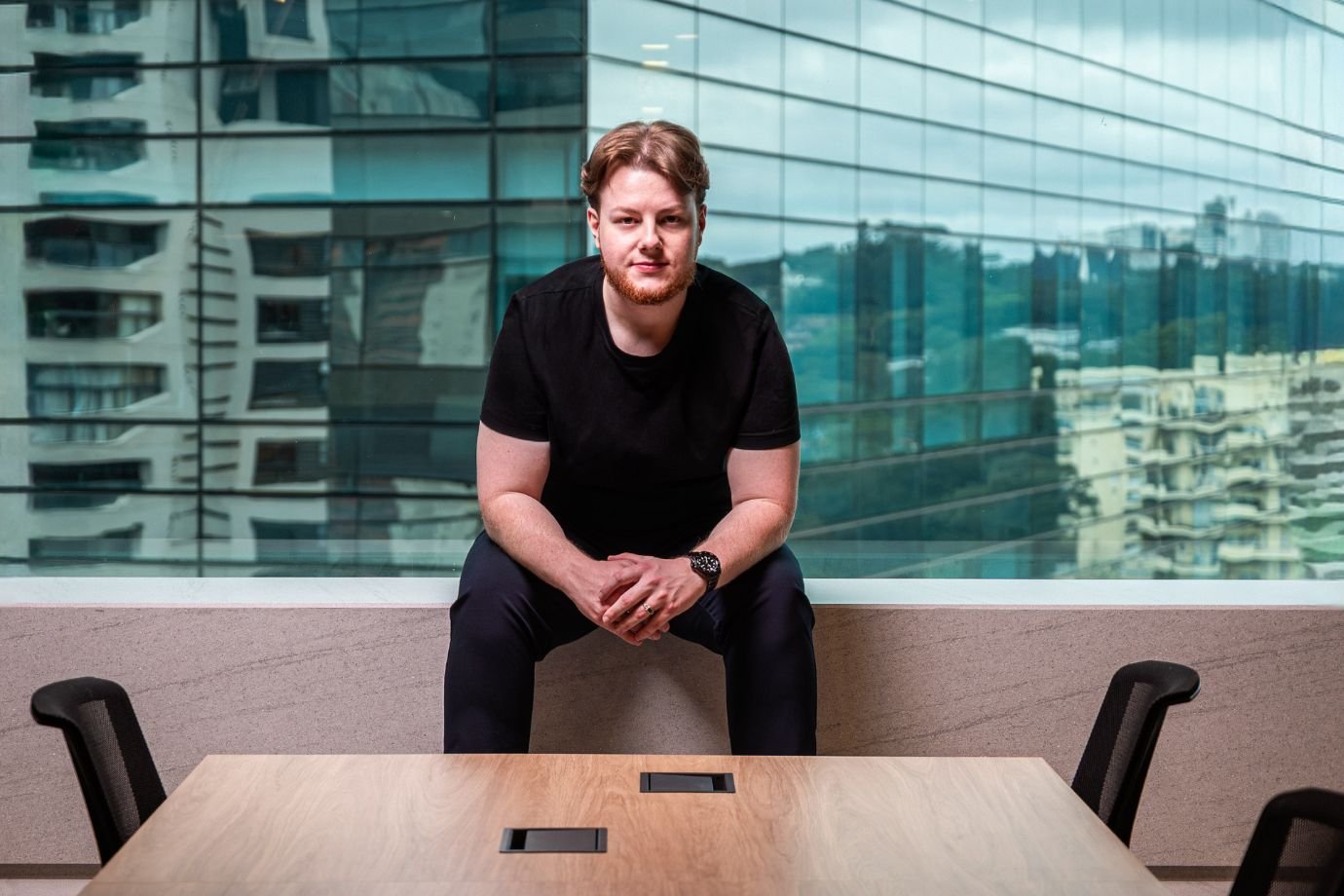 Aos 25 anos, ele comanda uma startup de R$ 90 mi que resolve um problema de empresas do varejo
