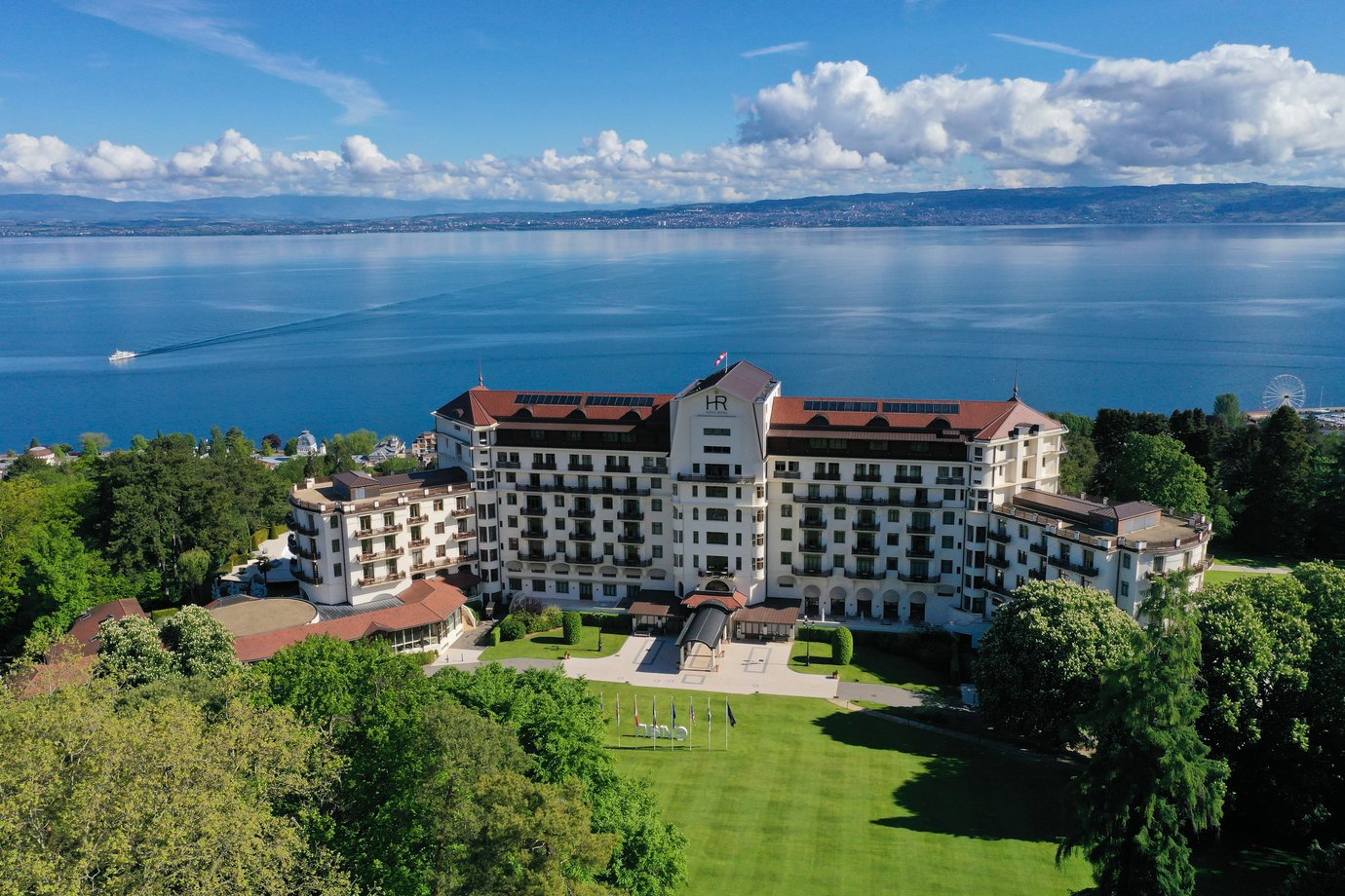 Como é se hospedar no resort que receberá o G7