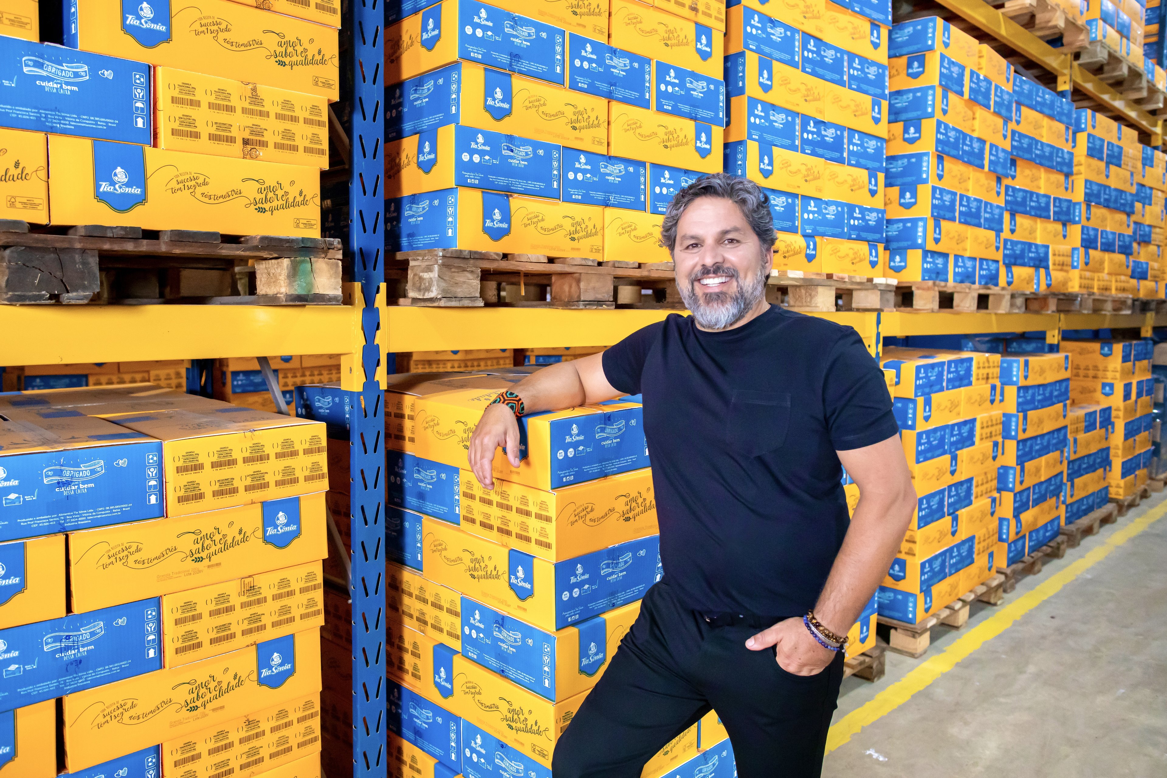 Do alternativo ao executivo: como ele transformou R$ 40 em uma marca de granolas de R$