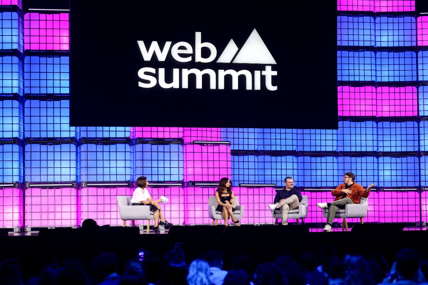 Web Summit Rio: ser famoso é fácil. Difícil é ser influente