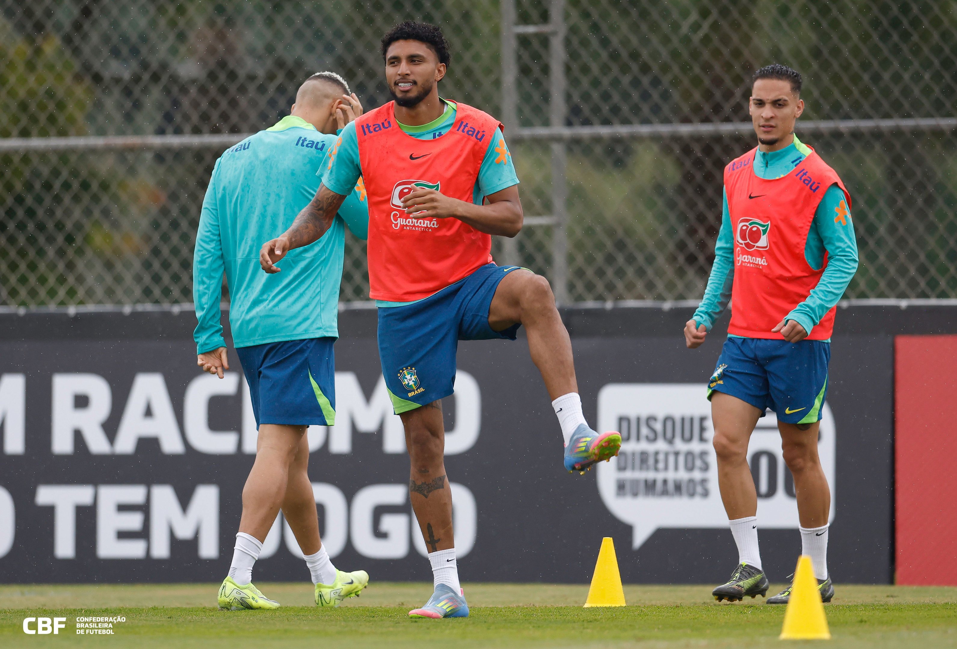 Wesley foi cortado, mas a vaga ficou com um volante; entenda a decisão de Ancelotti