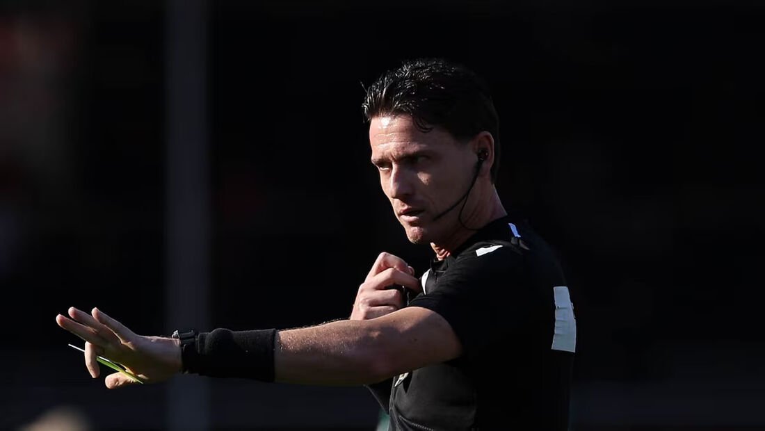 Fifa confirma juiz brasileiro no jogo Bélgica x Egito; veja equipe de arbitragem