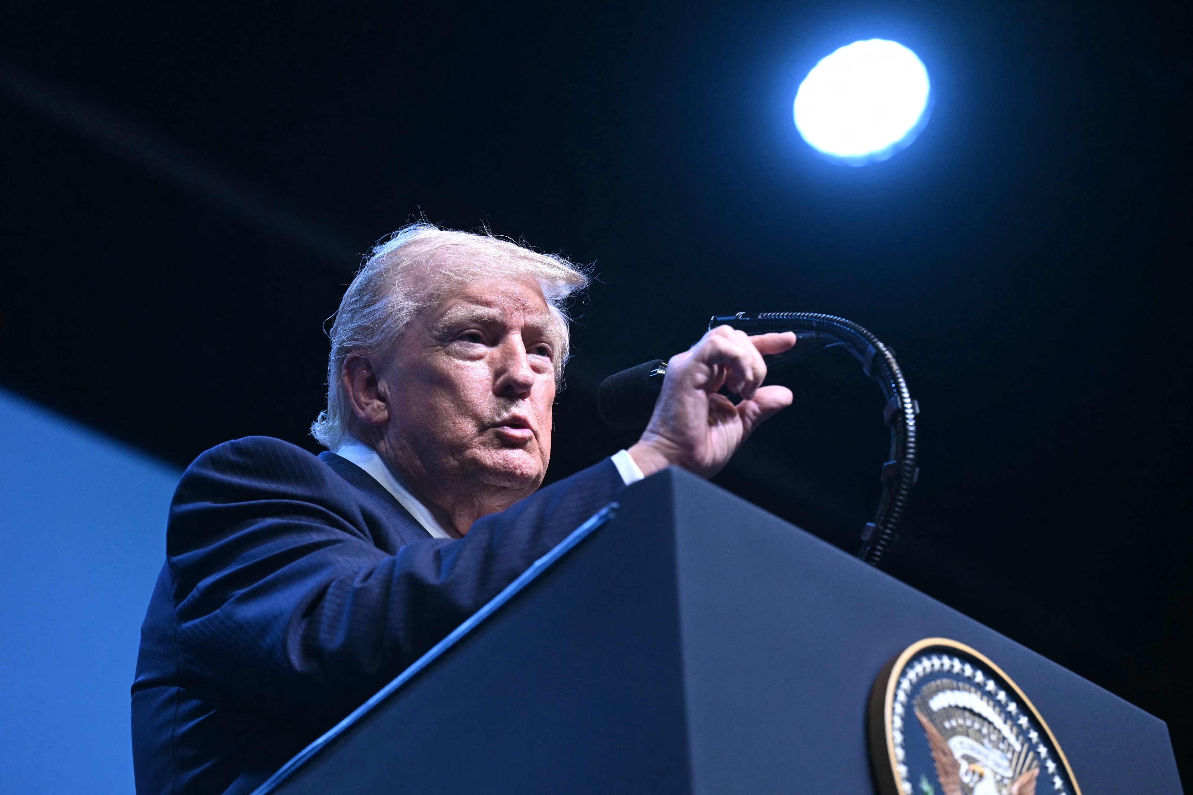 Trump fará discurso à nação na quinta em meio à escalada da tensão entre EUA e Irã