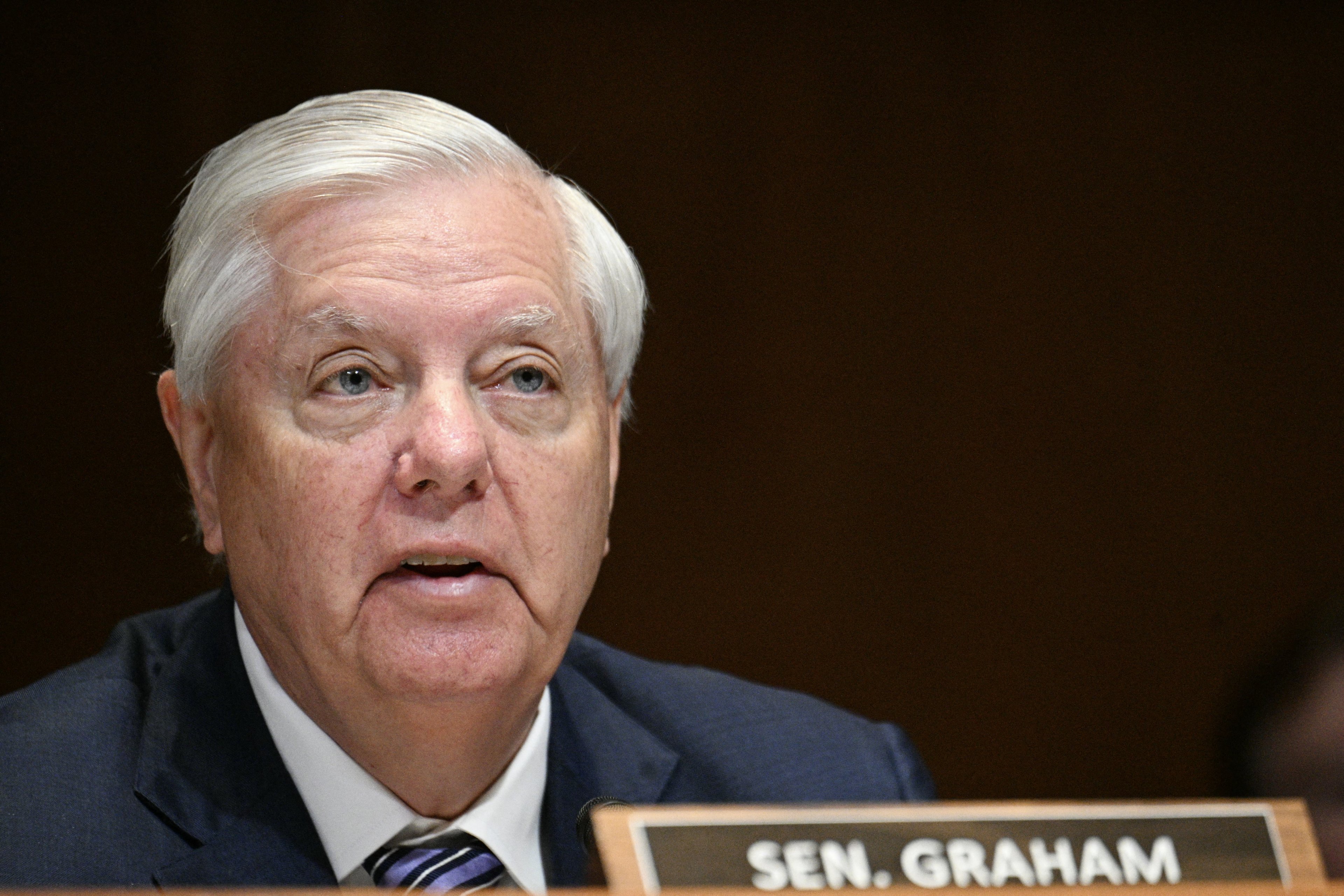Lindsey Graham: morre senador que ajudou Trump a evitar impeachment
