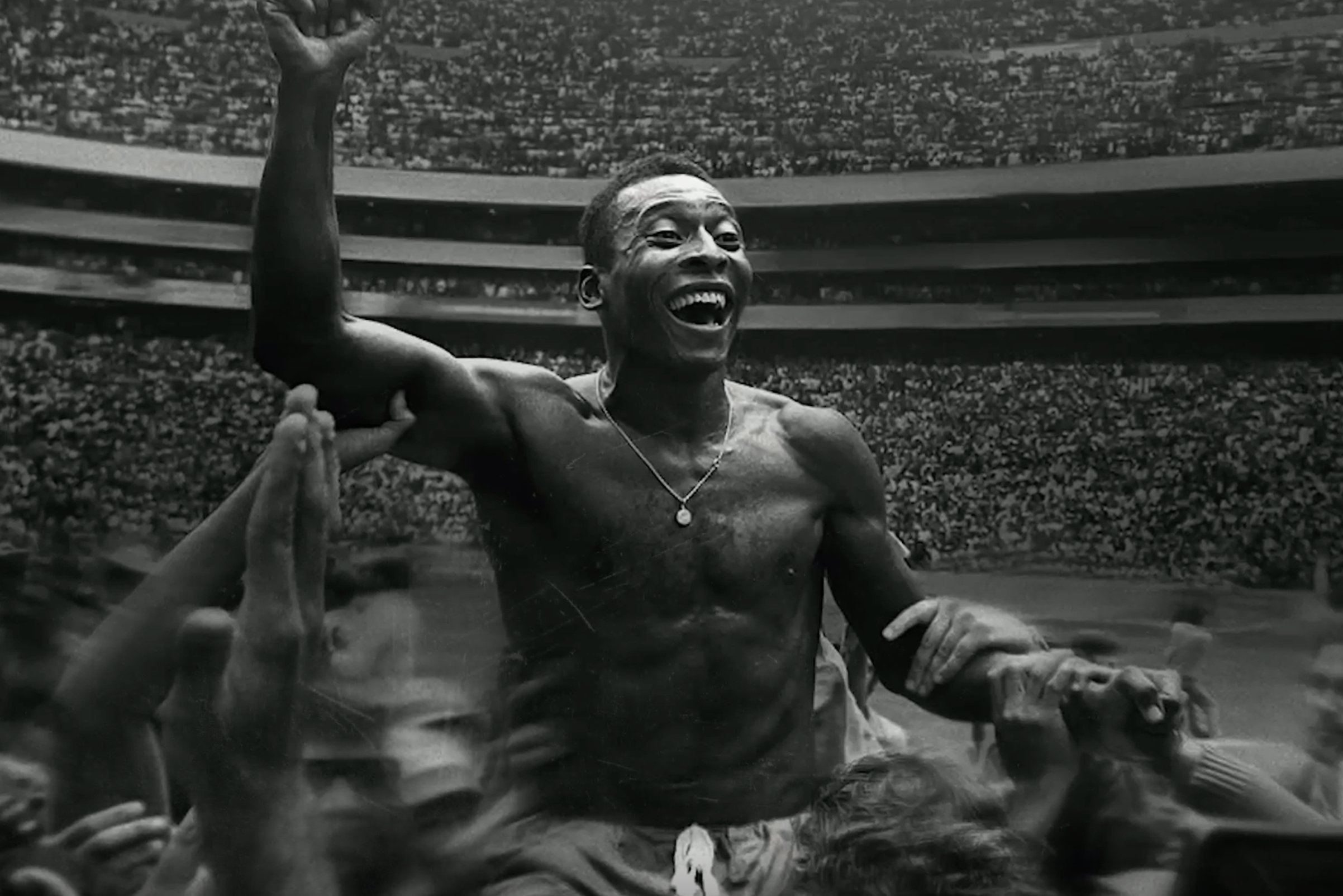 Elo recria voz de Pelé com IA em campanha sobre orgulho de ser brasileiro
