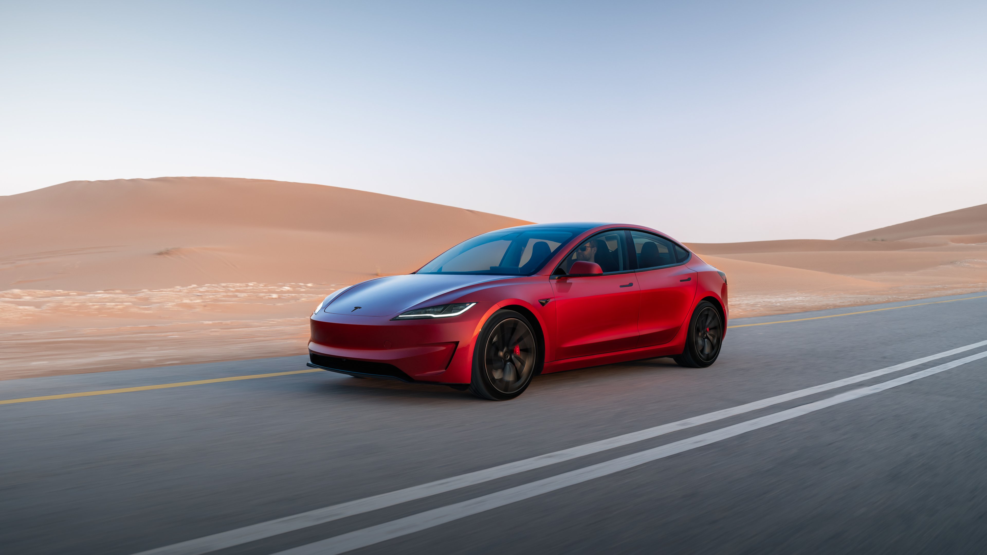 Tarifas ao Brasil podem afetar fábricas da Tesla, diz empresa