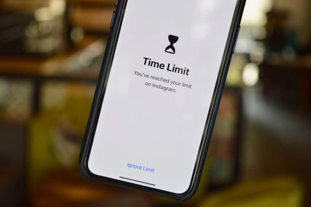 Modo foco e "detox" nativo do celular: como configurar os limites de tela do Android e iPhone