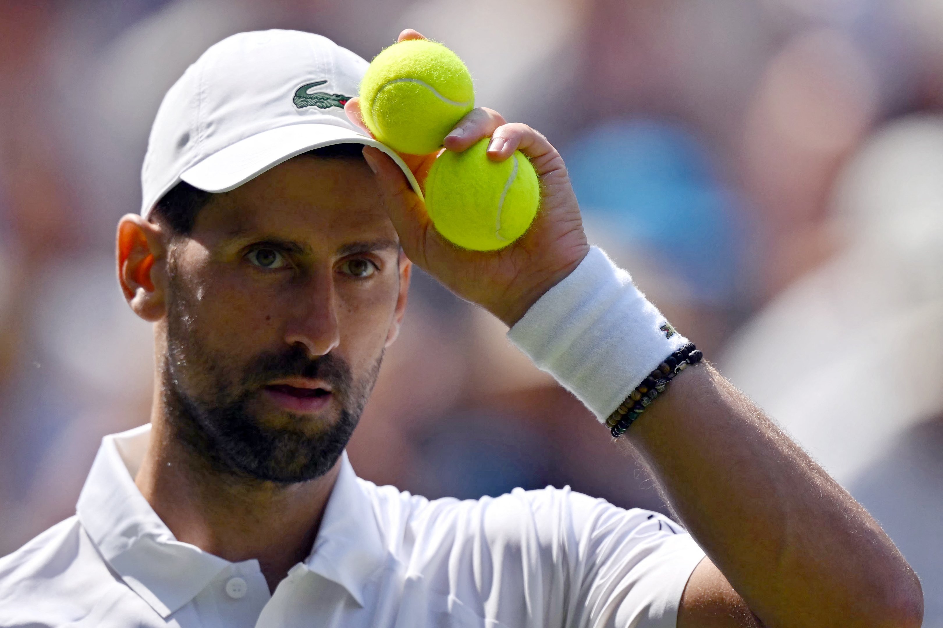 Djokovic supera recorde de Federer em Wimbledon e avança às quartas de final