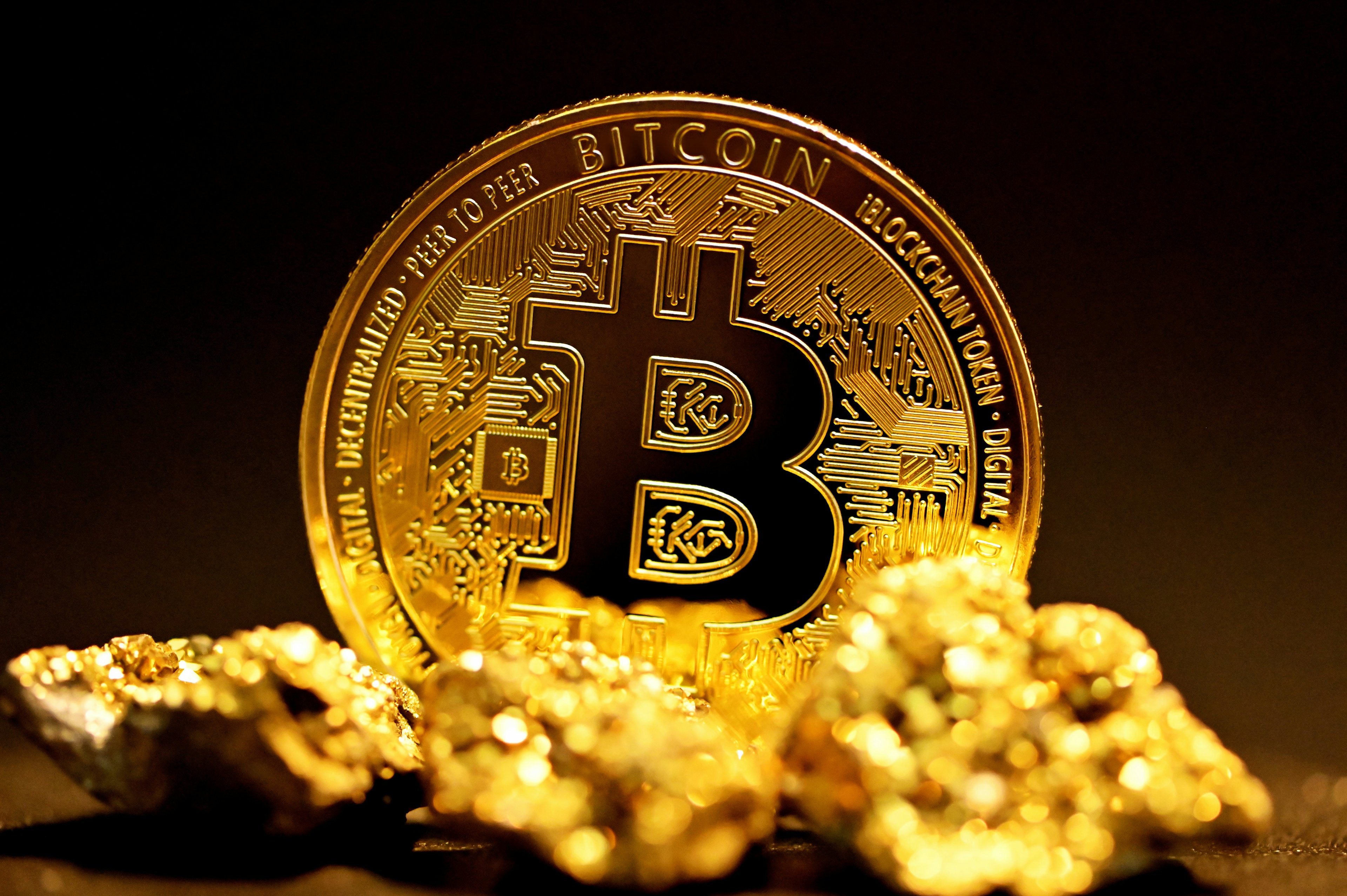 Bitcoin sobe mais de 3% e bate máxima desde 16 de junho, acima dos US$ 66 mil