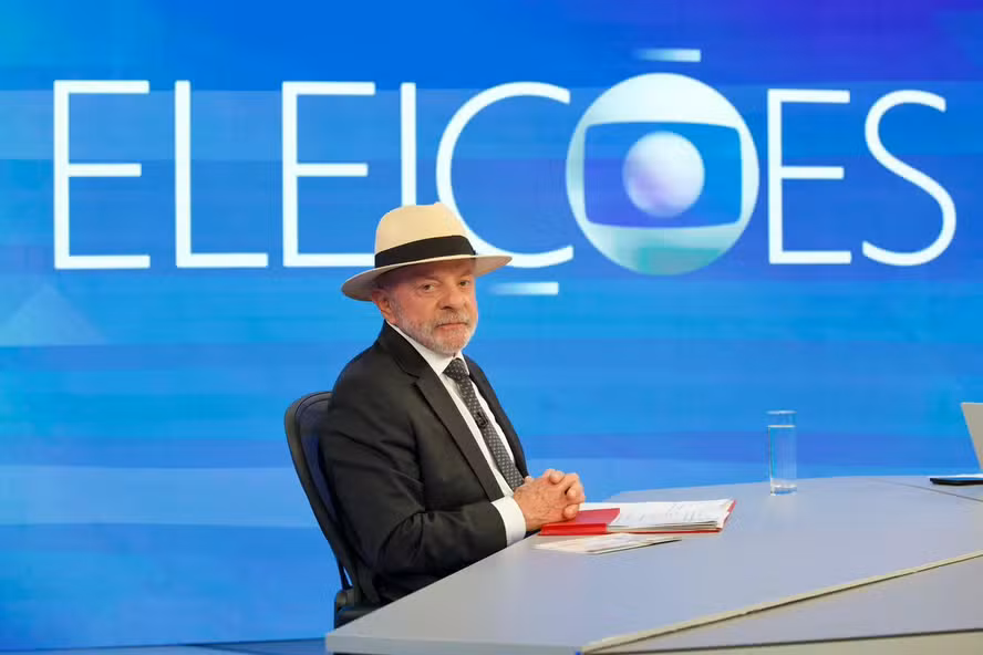 Lula não deve ir a debate da Globo e negocia entrevista a podcast no mesmo horário
