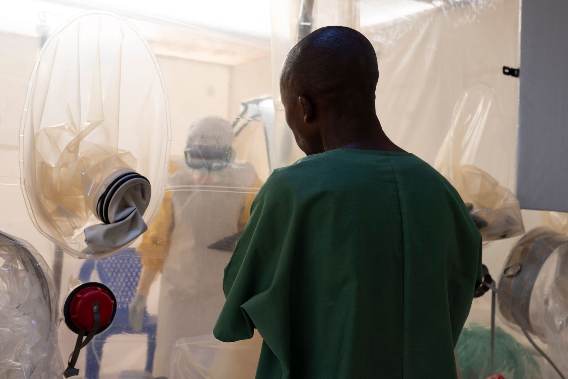 Capa: IA na gestão de risco: o que o surto de ebola ensina