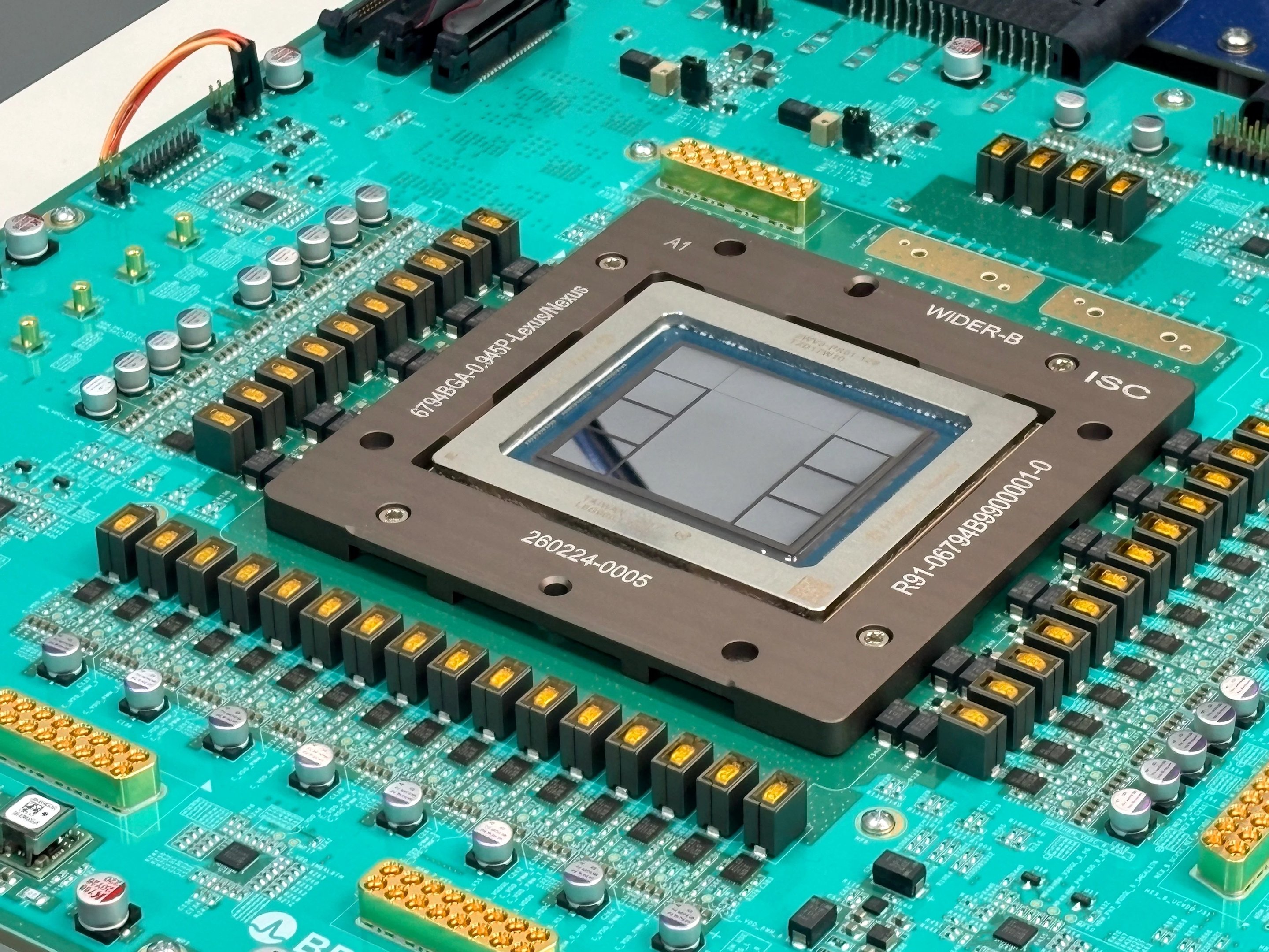 OpenAI diz que novo chip próprio de IA é mais eficiente que Nvidia