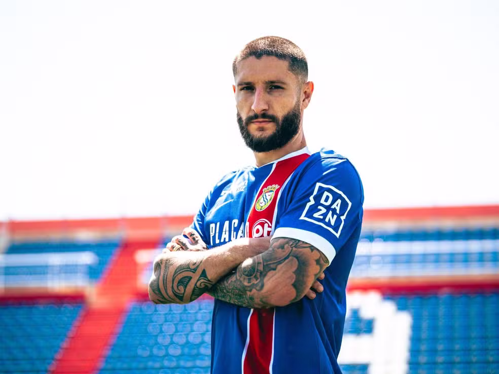 Zé Rafael provoca Santos após se apresentar em outro clube: 'Sem saudade alguma'