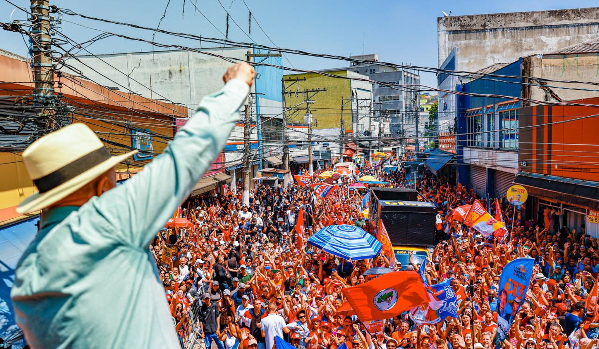 Lula amplia agenda de campanha em quatro estados e avalia ir ao debate da TV Globo