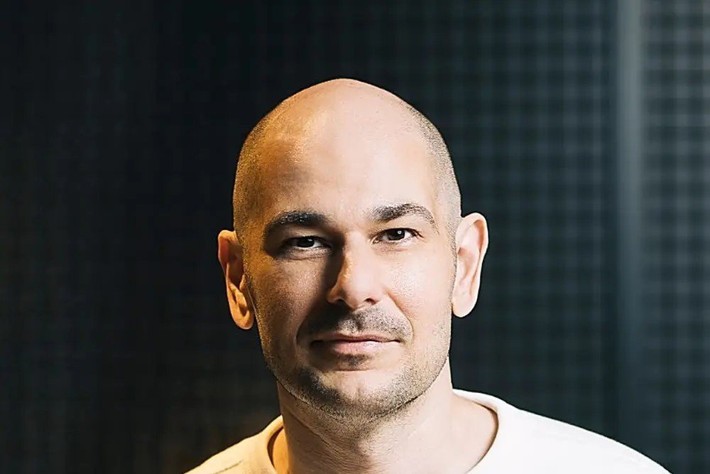 'Gestores de pessoas operam melhor a inteligência artificial', diz CEO da Daytona