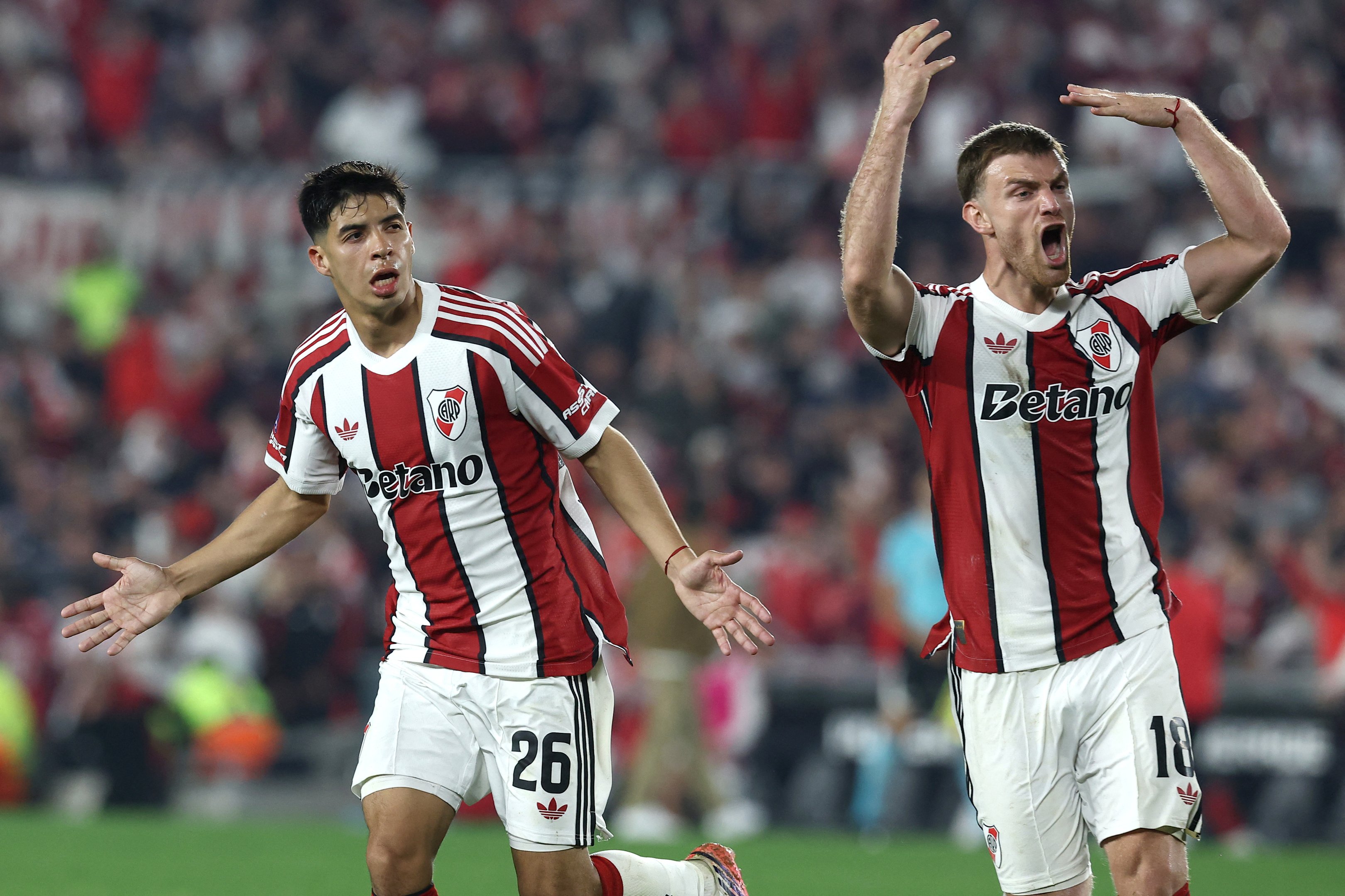 River Plate gasta R$ 306 milhões em reforços; Flamengo e Palmeiras 'comem poeira' em ranking