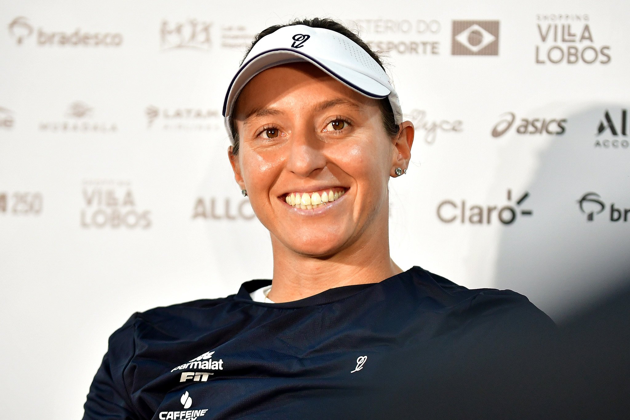 Luisa Stefani faz história e alcança terceiro lugar no ranking mundial de duplas da WTA